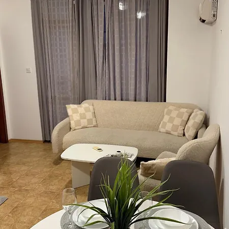 Апартаменти For Guests In Complex Siana *